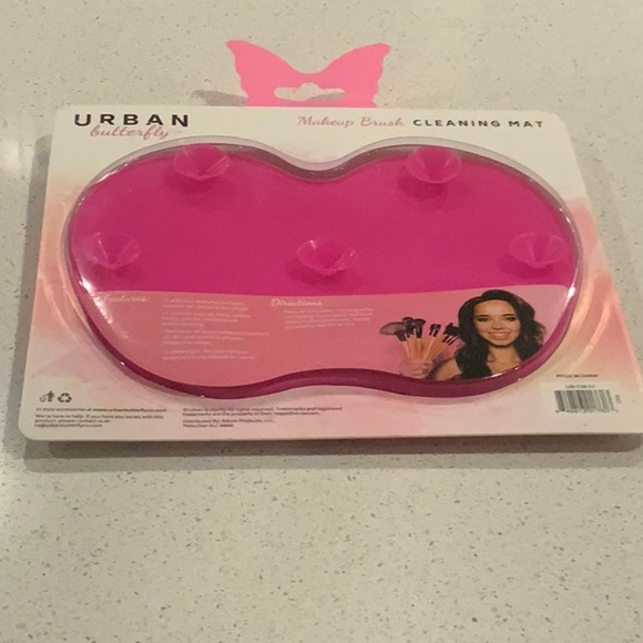 urban butterfly Makeup Nwt Urban Butterfly Cleaning Mat Poshmark
